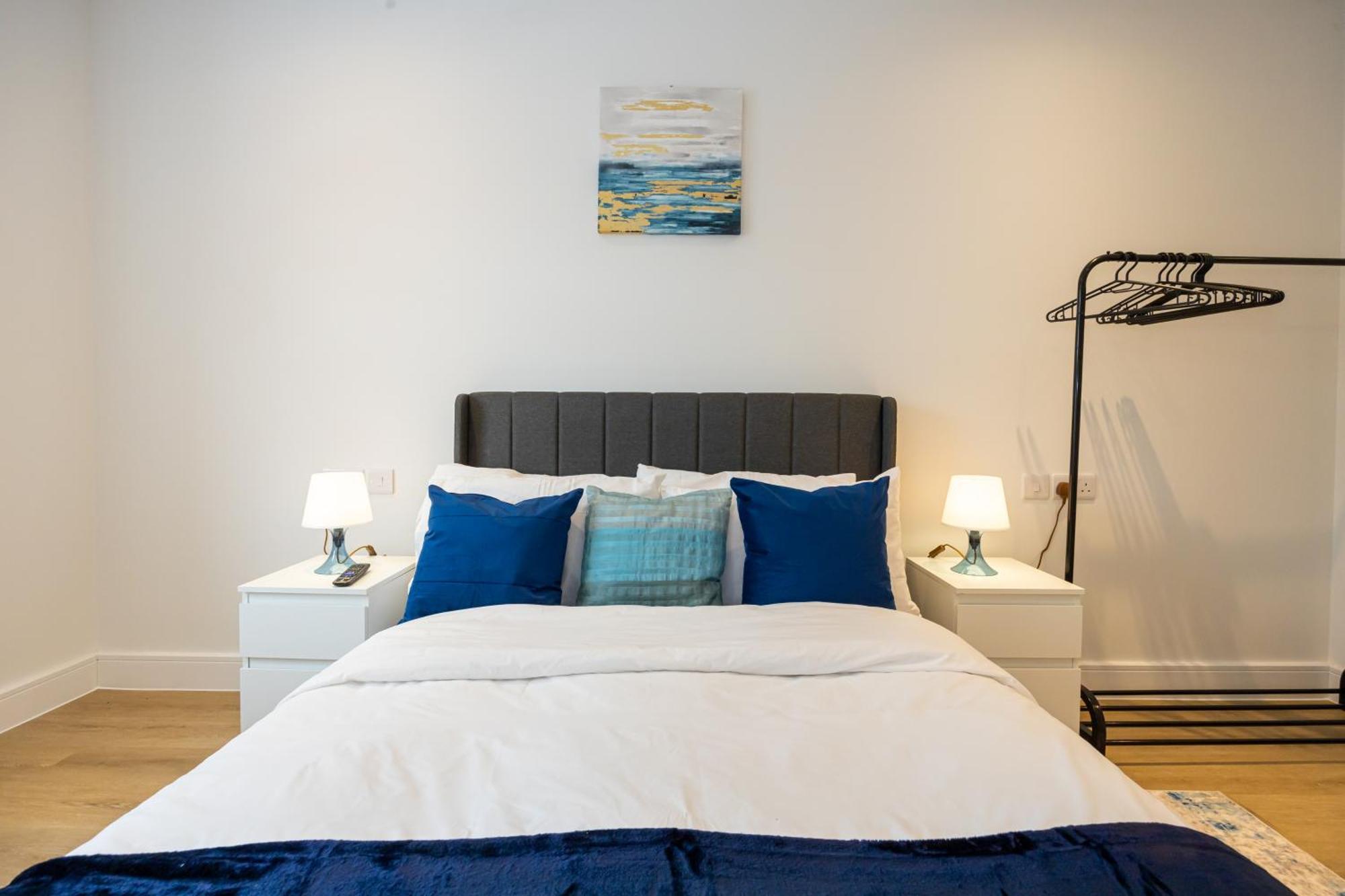Modern 2 Bed Near Wythenshawe Hospital And Manchester Airport With Parking Экстерьер фото